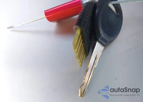 1997 Dodge Grand Caravan from USA, damaged, VIN 2B4GP24R5VR413511